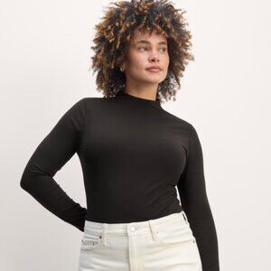 Everlane - The Form Funnel-Neck Tee